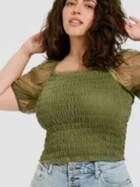 Torrid Green Dot Mesh Smocked Puff Sleeve Crop Top Plus Size 2 (18/20) Festival